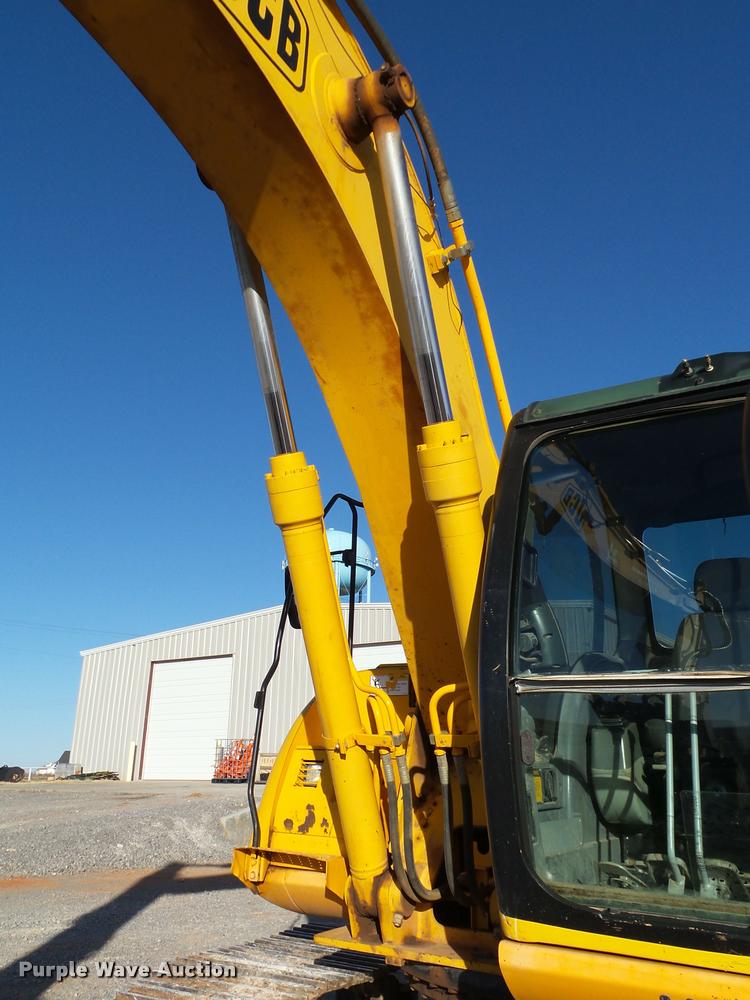 image for item DB4660 2006 JCB JS220LC excavator