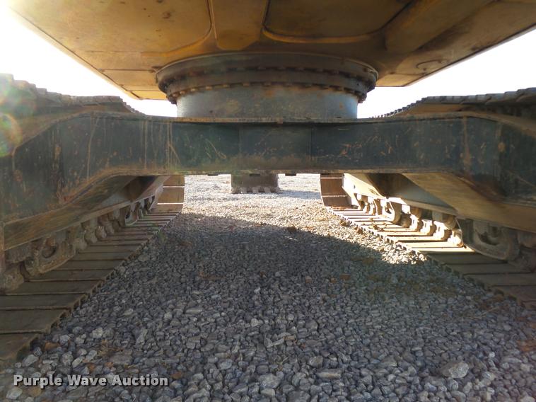 image for item DB4660 2006 JCB JS220LC excavator