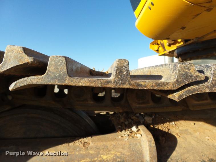 image for item DB4660 2006 JCB JS220LC excavator