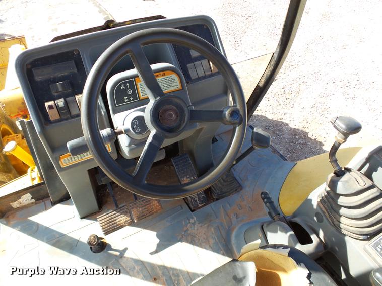 image for item DB4661 2001 Caterpillar 416C backhoe