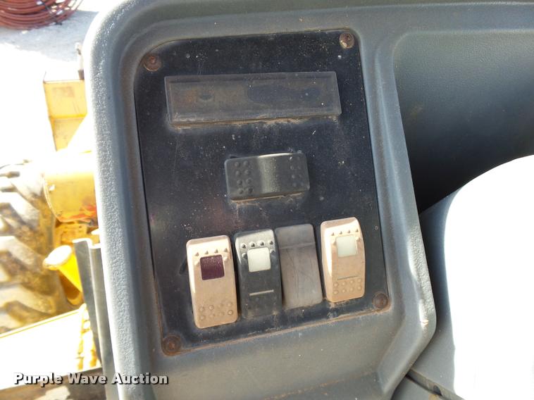 image for item DB4661 2001 Caterpillar 416C backhoe