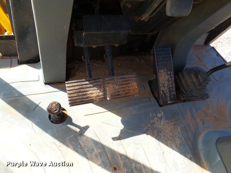 image for item DB4661 2001 Caterpillar 416C backhoe