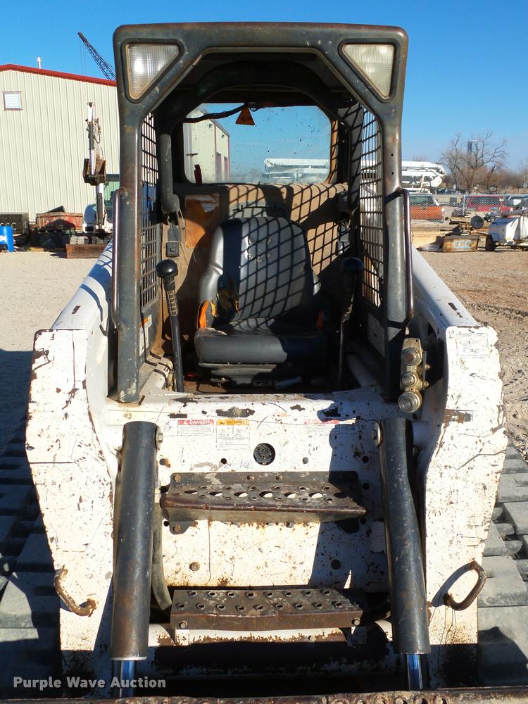 image for item DB4662 2007 Bobcat T250 skid steer