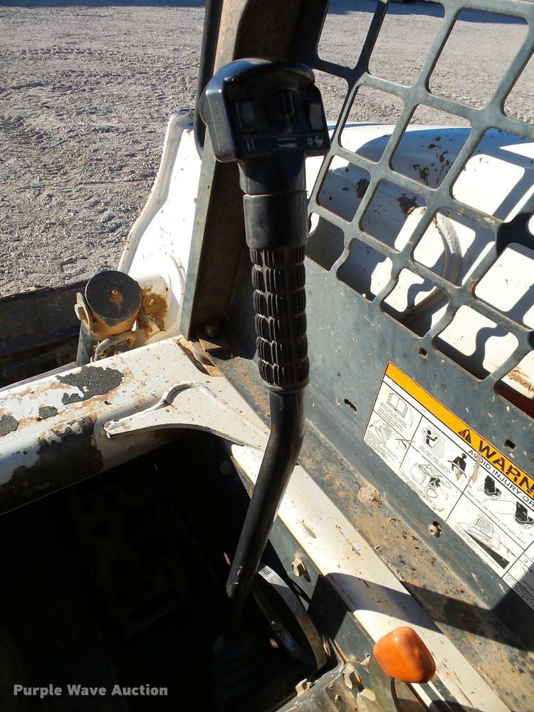 image for item DB4662 2007 Bobcat T250 skid steer