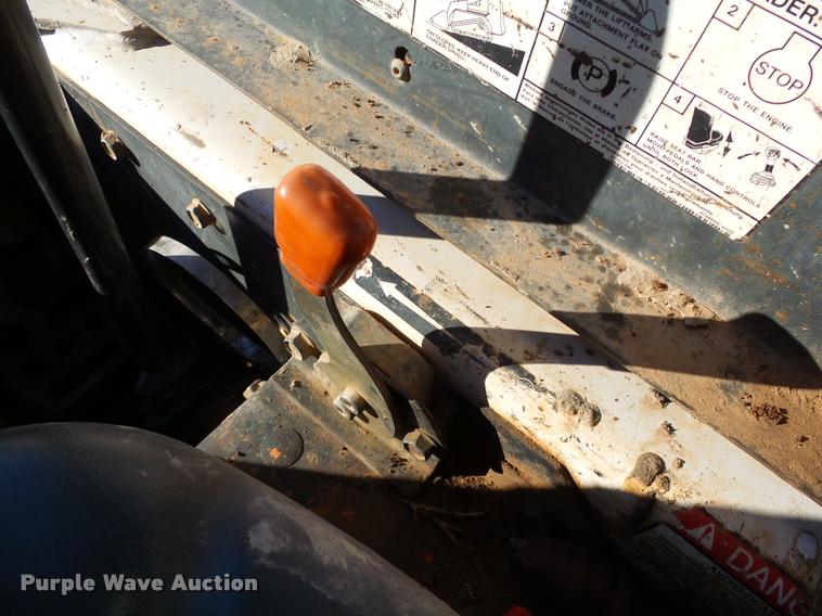 image for item DB4662 2007 Bobcat T250 skid steer