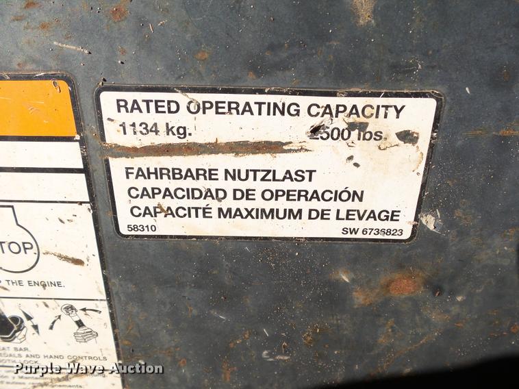 image for item DB4662 2007 Bobcat T250 skid steer