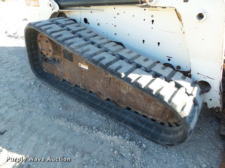 image for item DB4662 2007 Bobcat T250 skid steer