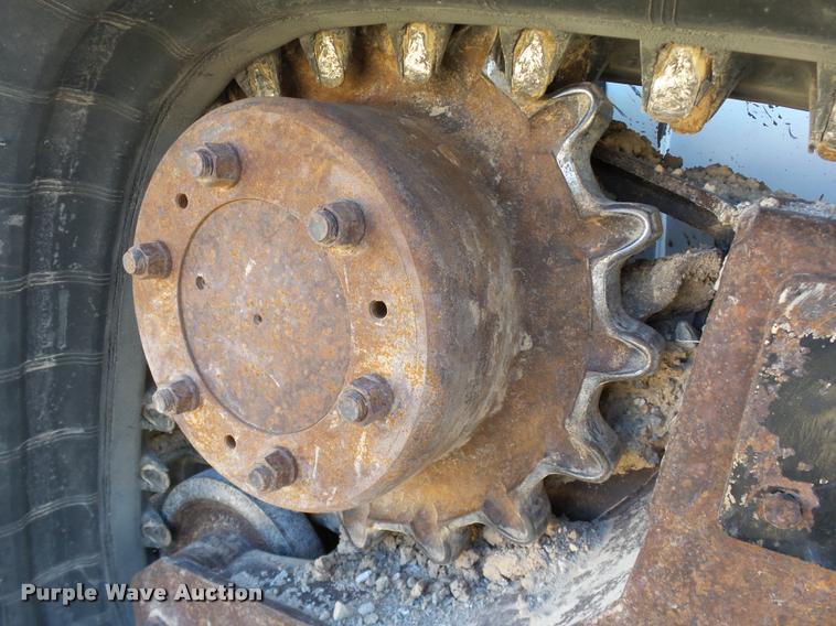 image for item DB4662 2007 Bobcat T250 skid steer