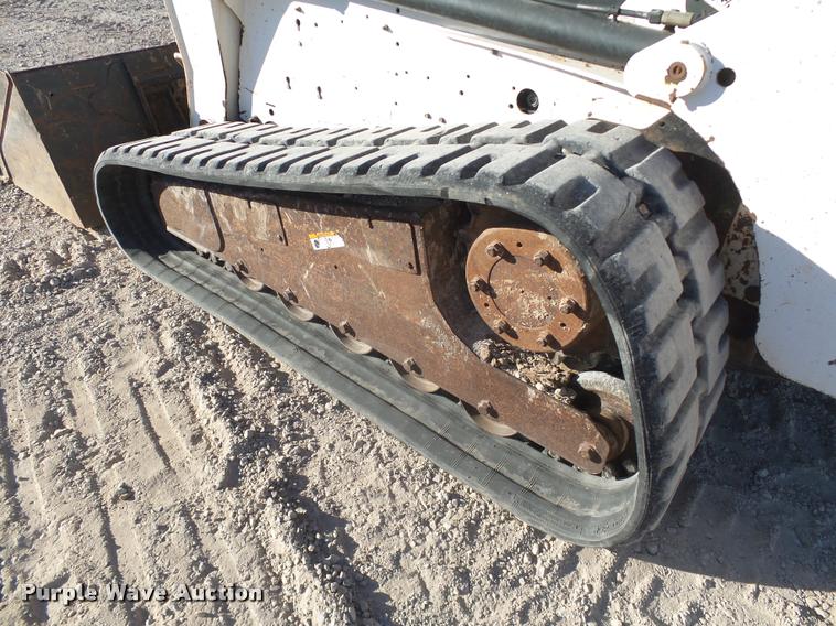image for item DB4662 2007 Bobcat T250 skid steer