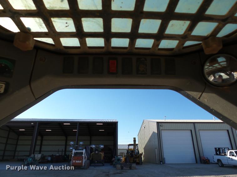 image for item DB4663 2005 Bobcat S250 skid steer