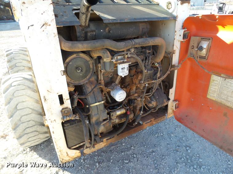 image for item DB4663 2005 Bobcat S250 skid steer