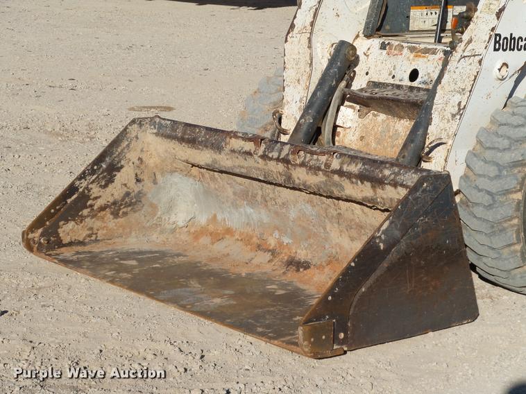 image for item DB4663 2005 Bobcat S250 skid steer
