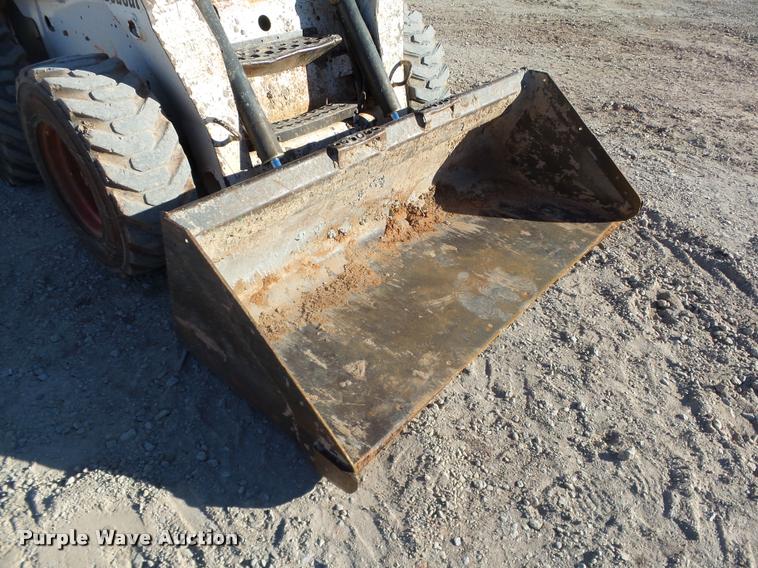 image for item DB4663 2005 Bobcat S250 skid steer