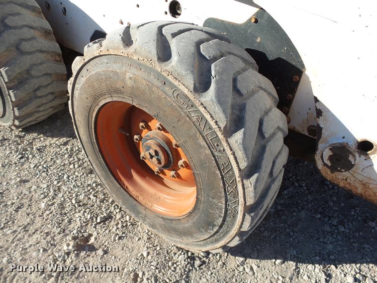 image for item DB4663 2005 Bobcat S250 skid steer
