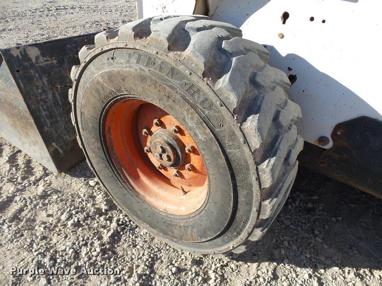 image for item DB4663 2005 Bobcat S250 skid steer