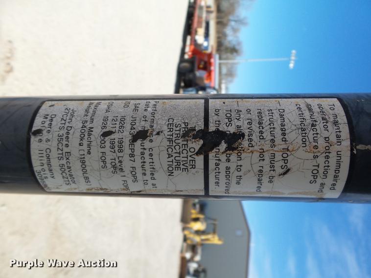 image for item DB4664 2005 John Deere 27C ZTS compact excavator