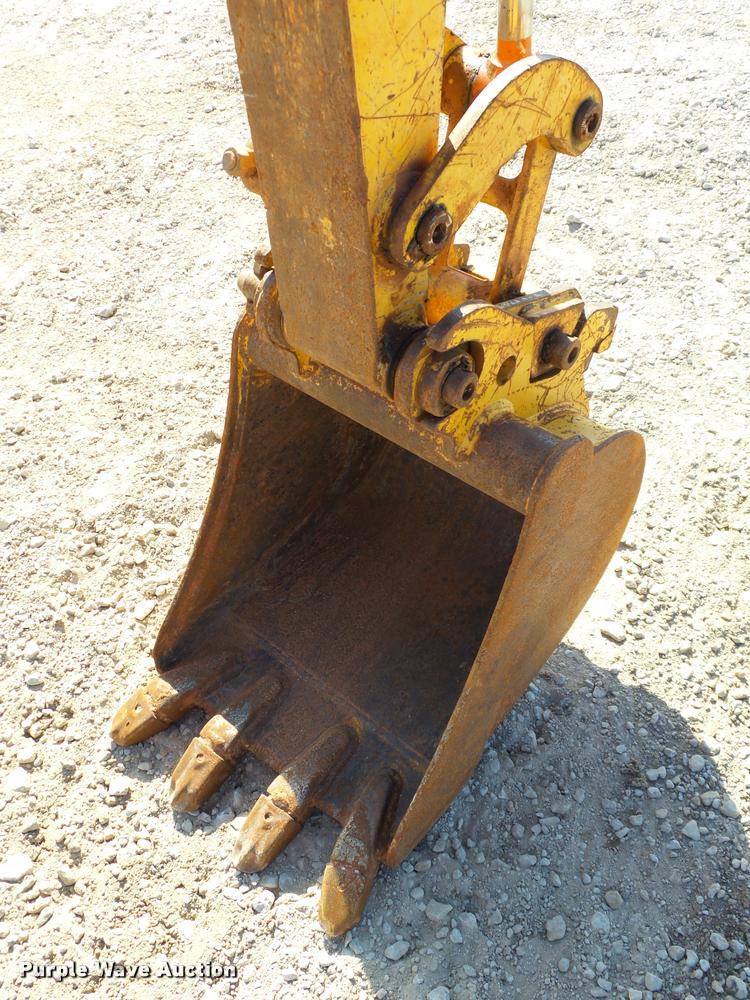 image for item DB4664 2005 John Deere 27C ZTS compact excavator