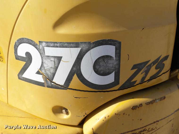image for item DB4664 2005 John Deere 27C ZTS compact excavator