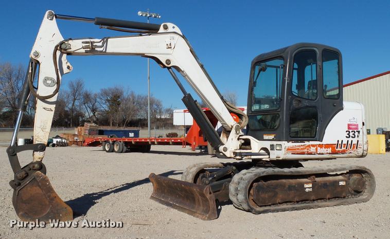 image for item DB4665 2006 Bobcat 337G compact excavator