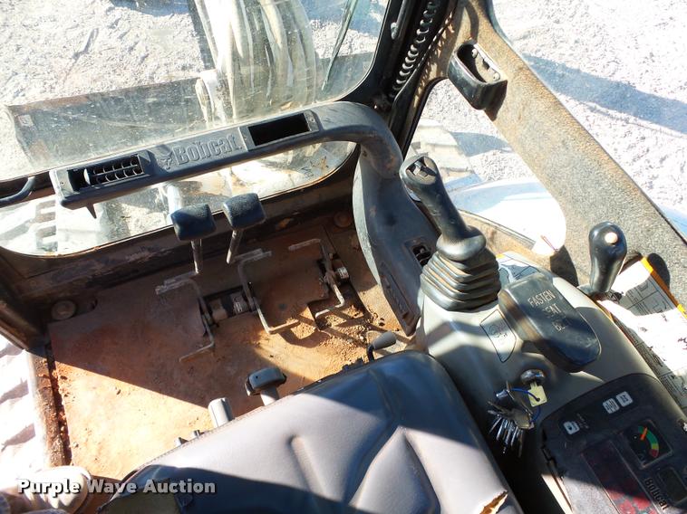 image for item DB4665 2006 Bobcat 337G compact excavator