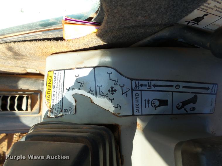 image for item DB4665 2006 Bobcat 337G compact excavator