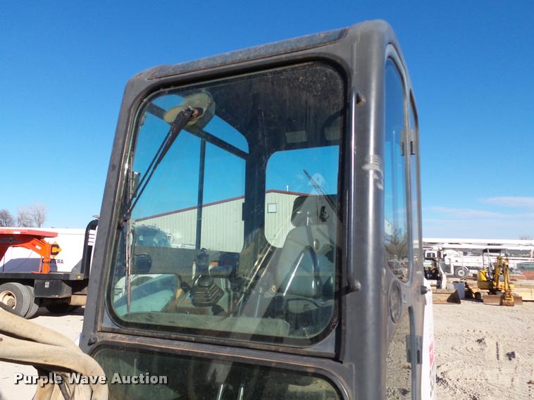 image for item DB4665 2006 Bobcat 337G compact excavator