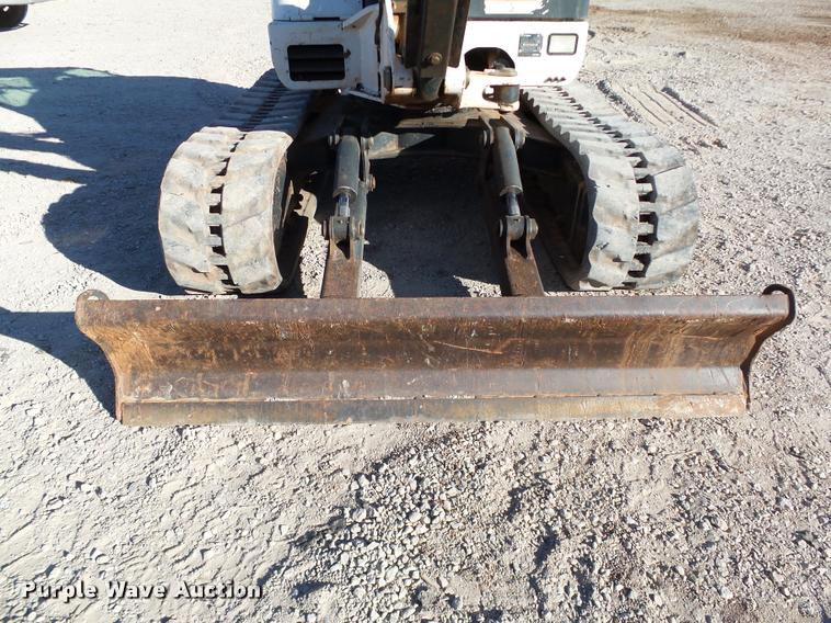 image for item DB4665 2006 Bobcat 337G compact excavator