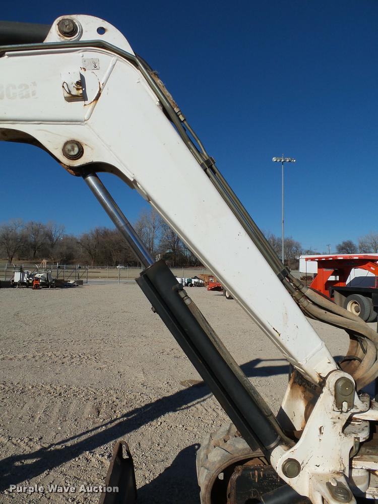 image for item DB4665 2006 Bobcat 337G compact excavator