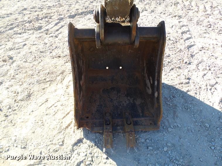 image for item DB4665 2006 Bobcat 337G compact excavator