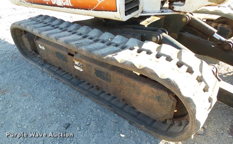image for item DB4665 2006 Bobcat 337G compact excavator