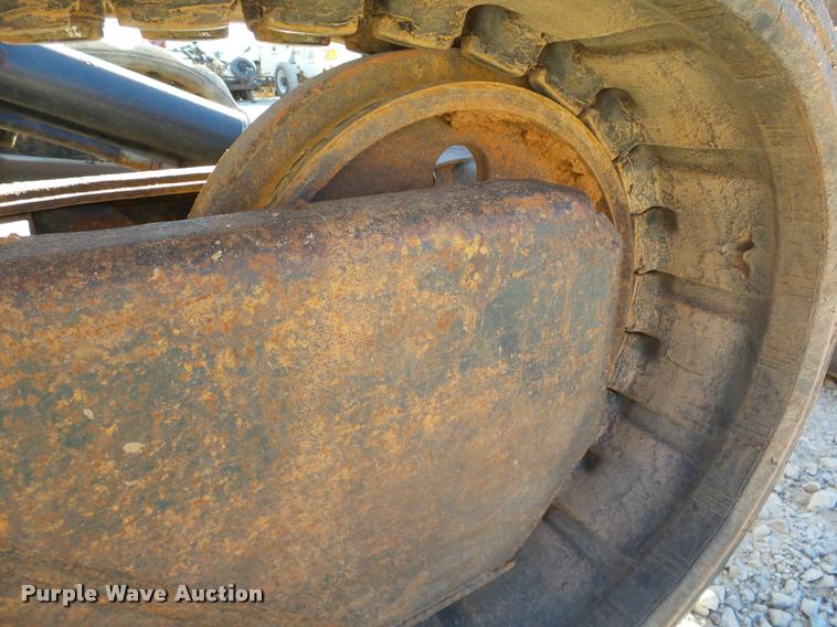 image for item DB4665 2006 Bobcat 337G compact excavator