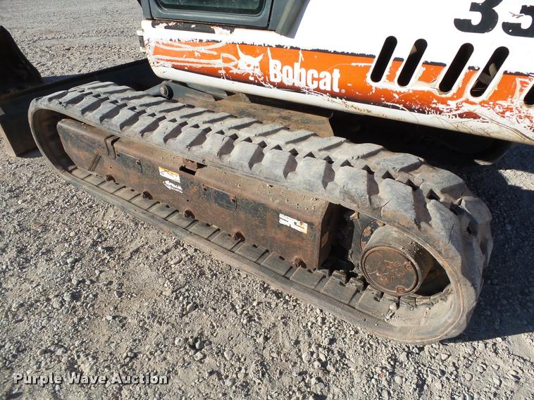 image for item DB4665 2006 Bobcat 337G compact excavator
