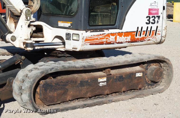 image for item DB4665 2006 Bobcat 337G compact excavator