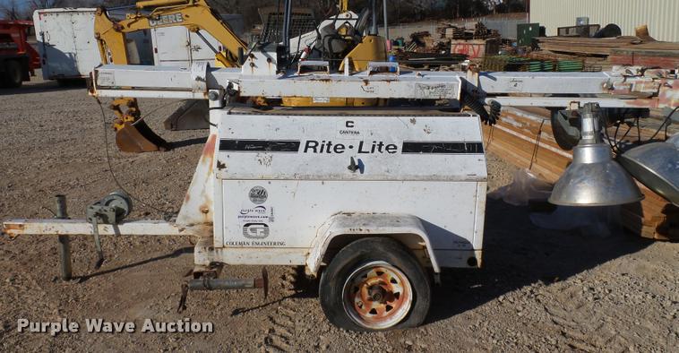 image for item DB4667 Coleman Rite Lite light plant