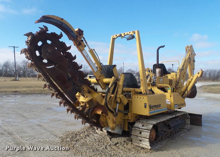 image for item DB5421 2001 Vermeer Flex Trak 75 trencher