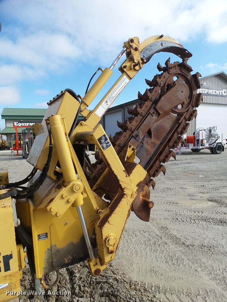image for item DB5421 2001 Vermeer Flex Trak 75 trencher