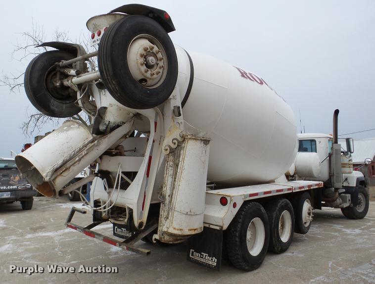 image for item DB5427 1998 Mack RD690S ready mix truck