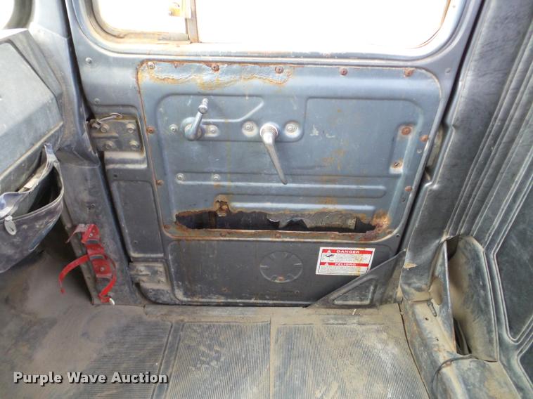 image for item DB5427 1998 Mack RD690S ready mix truck