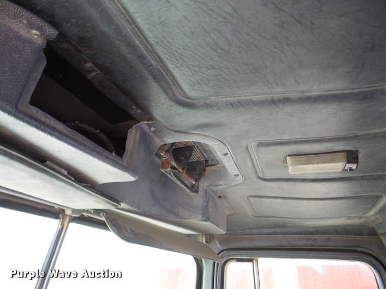 image for item DB5427 1998 Mack RD690S ready mix truck