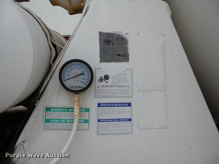 image for item DB5427 1998 Mack RD690S ready mix truck