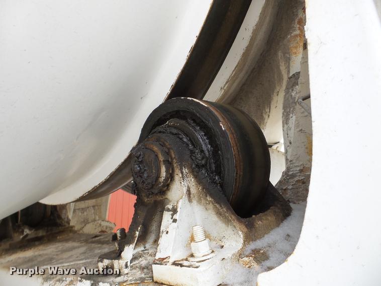 image for item DB5427 1998 Mack RD690S ready mix truck