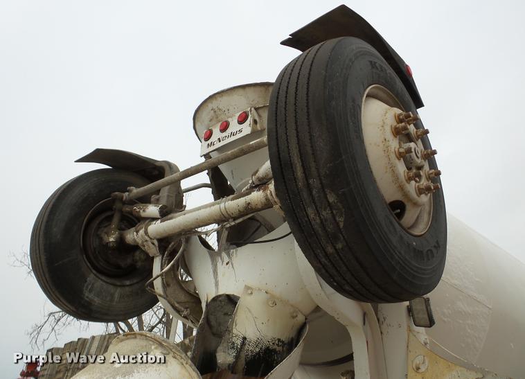 image for item DB5427 1998 Mack RD690S ready mix truck