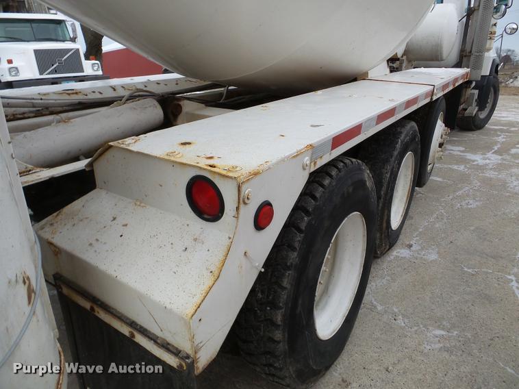 image for item DB5427 1998 Mack RD690S ready mix truck