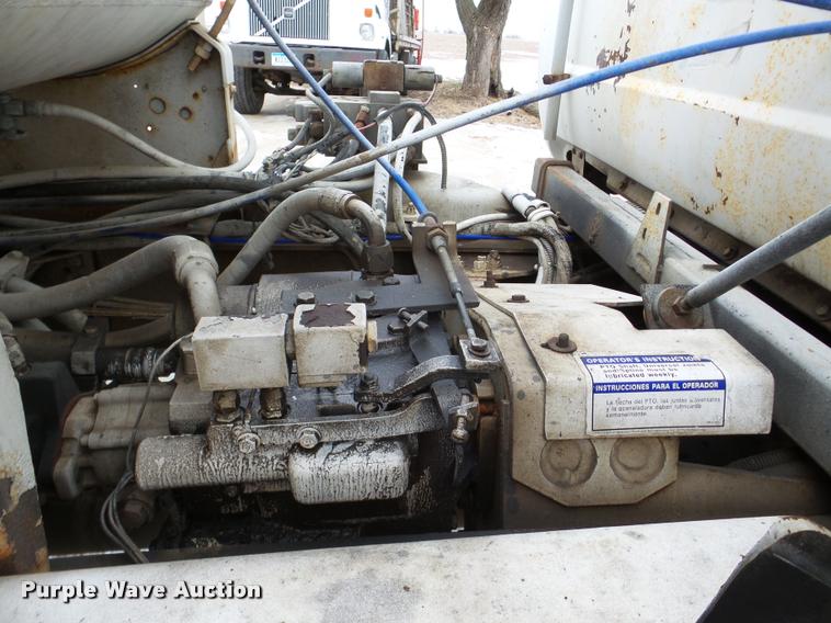 image for item DB5427 1998 Mack RD690S ready mix truck