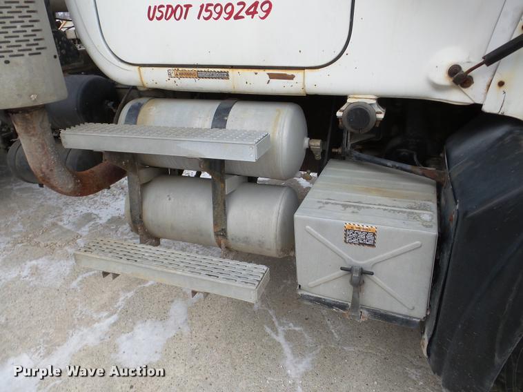 image for item DB5427 1998 Mack RD690S ready mix truck