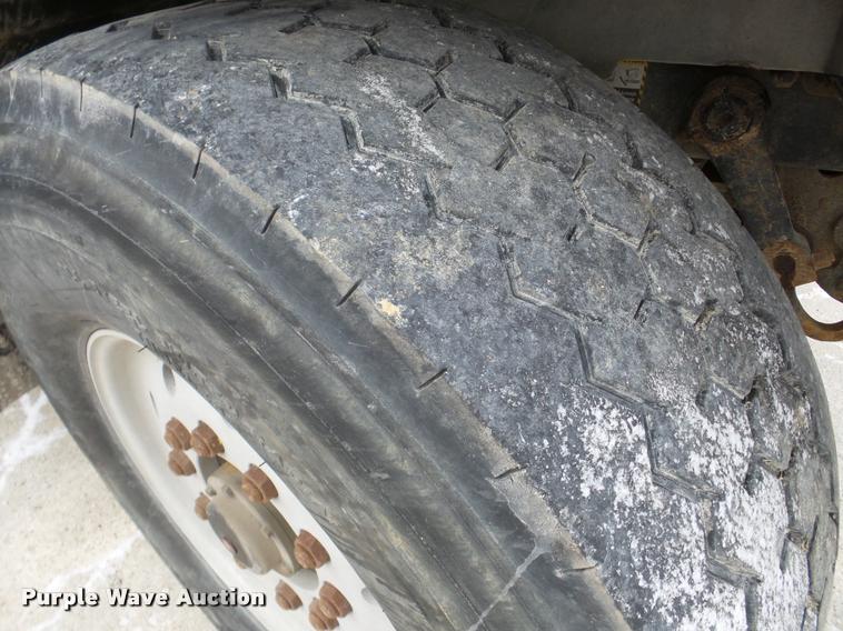 image for item DB5427 1998 Mack RD690S ready mix truck