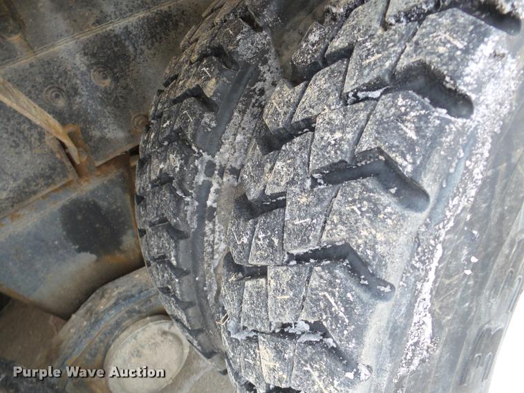 image for item DB5427 1998 Mack RD690S ready mix truck