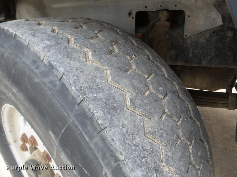 image for item DB5427 1998 Mack RD690S ready mix truck