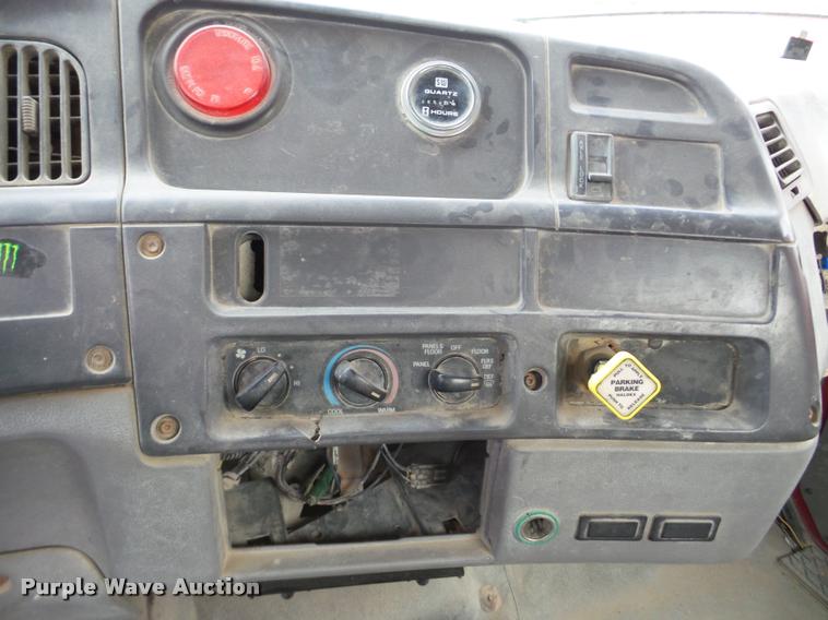 image for item DB5428 1998 Ford LT8511 Louisville 111 ready mix truck