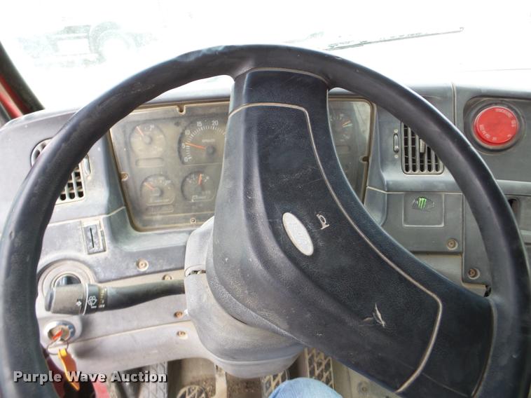 image for item DB5428 1998 Ford LT8511 Louisville 111 ready mix truck